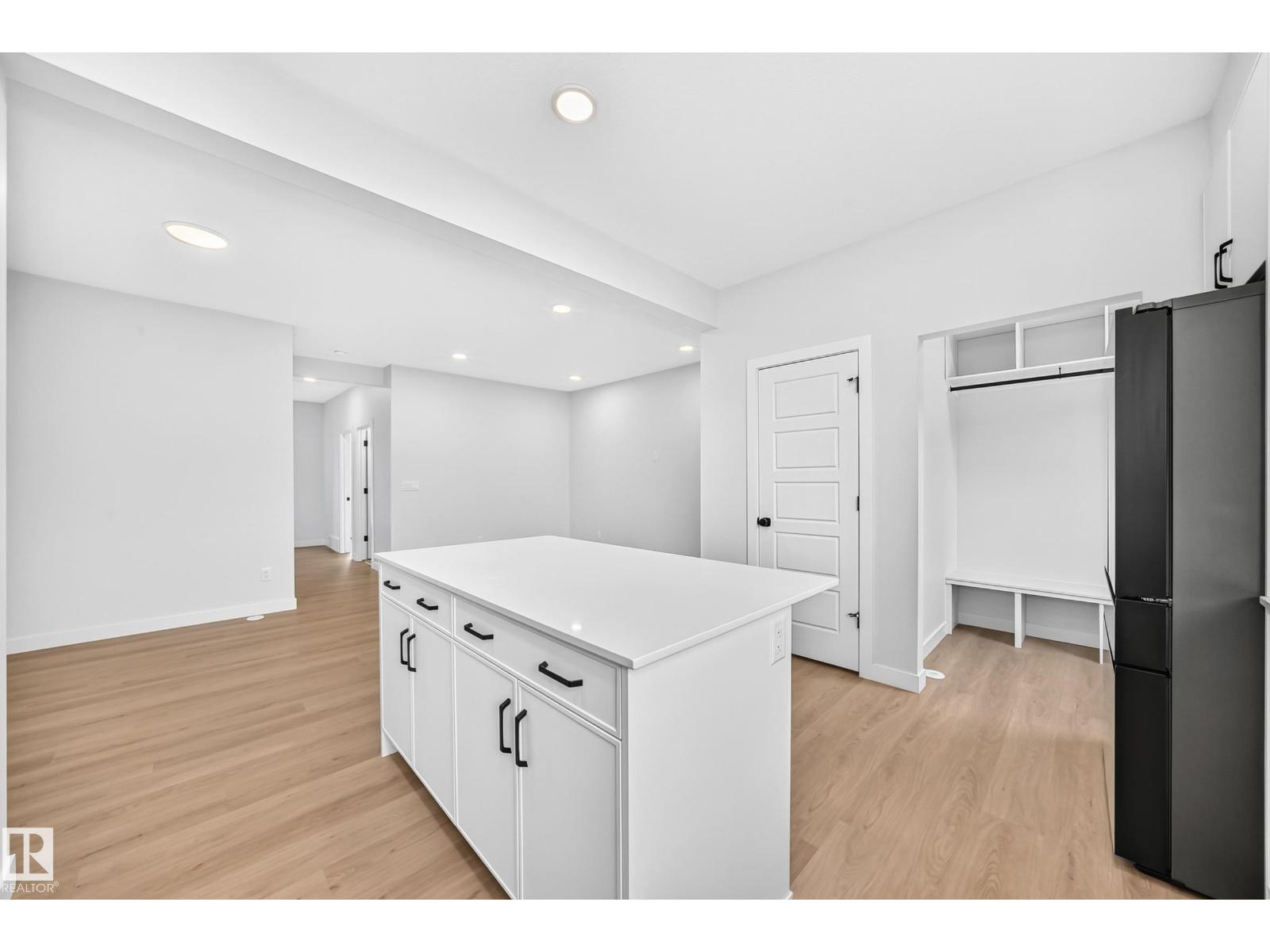 2332 159 ST SW - 14