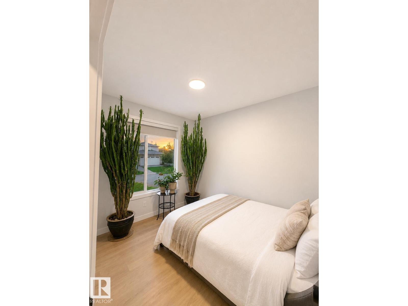 2332 159 ST SW - 4