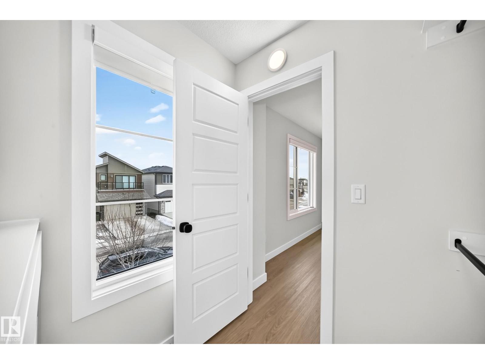 2332 159 ST SW - 29