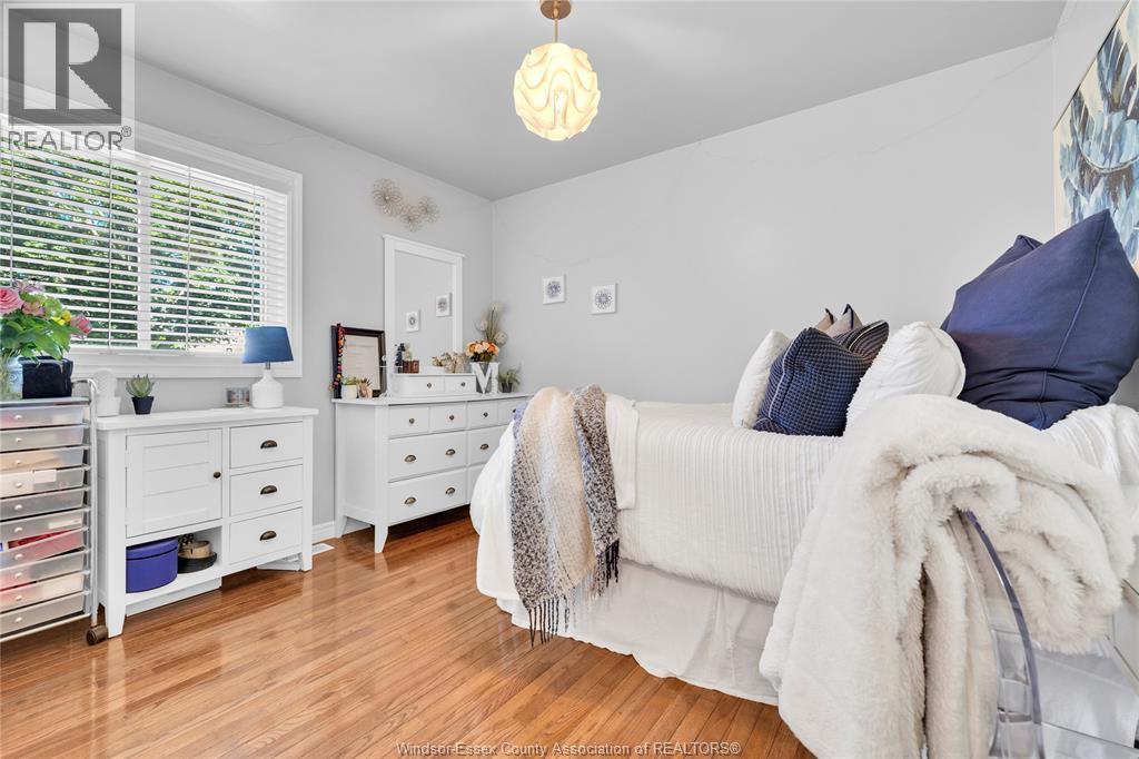 112 FAY COURT - 18