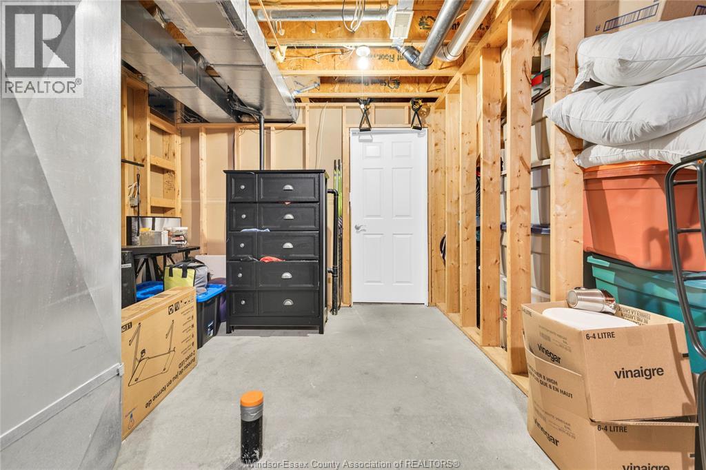 112 FAY COURT - 34