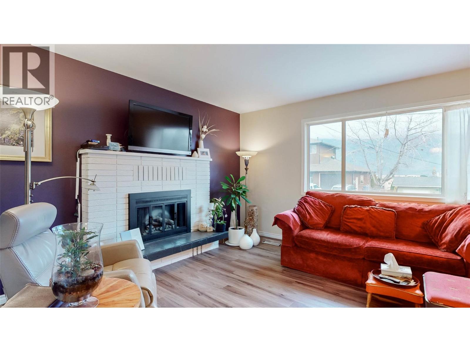 20 FINCH Crescent - 9