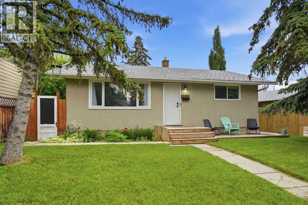 3732 45 Street SW - 2