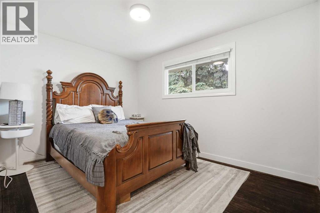 3732 45 Street SW - 11