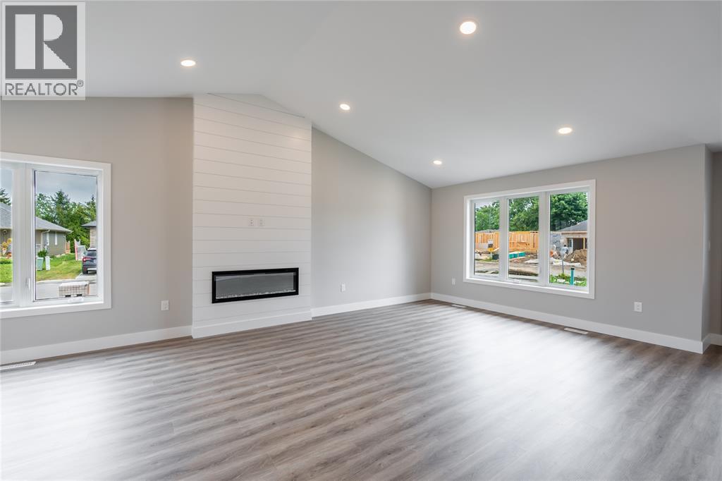 4008 GREENWOOD STREET - 9
