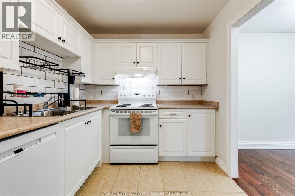 8275 Little River - 13