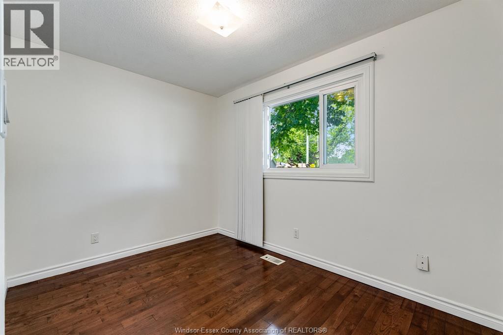 8275 Little River - 19