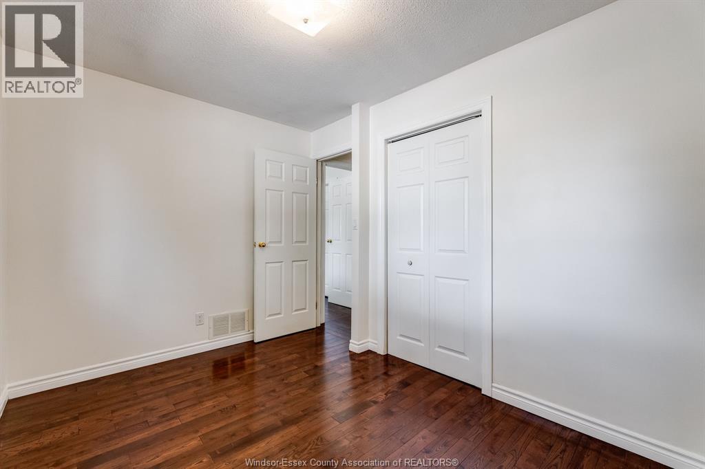 8275 Little River - 20