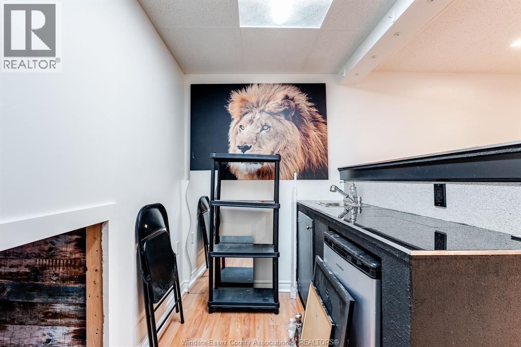 8275 Little River - 27
