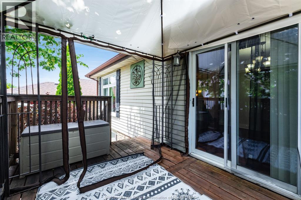 8275 Little River - 35