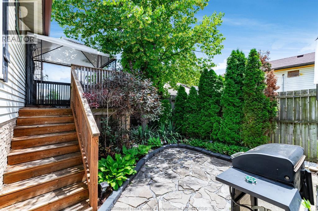 8275 Little River - 38