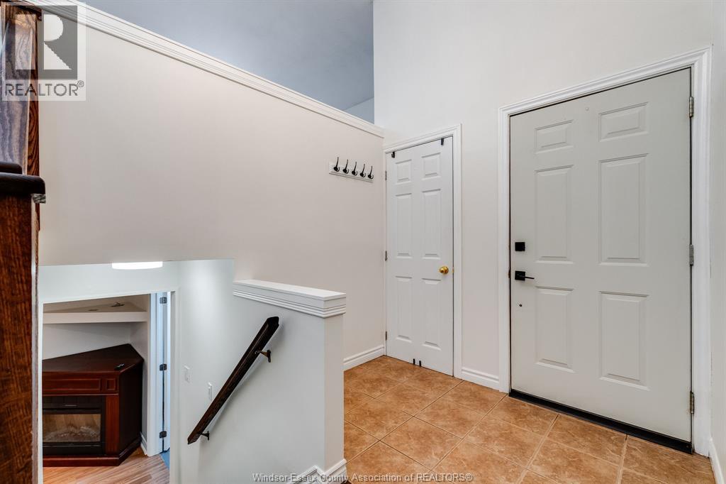 8275 Little River - 4