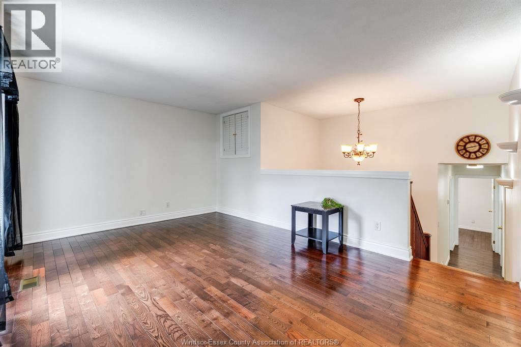 8275 Little River - 8