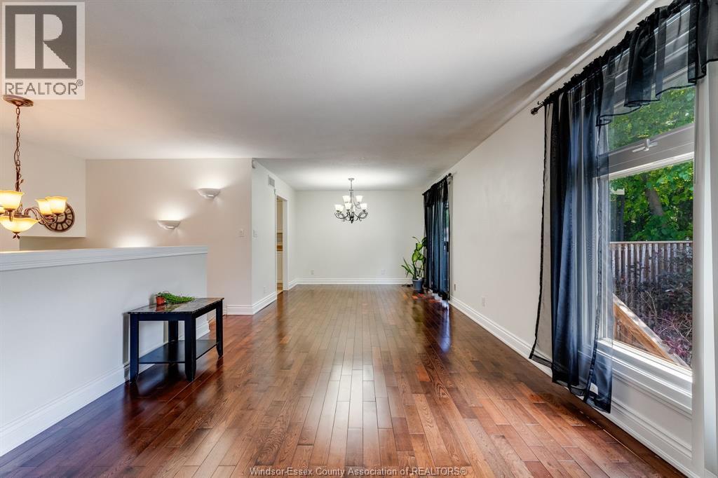 8275 Little River - 9