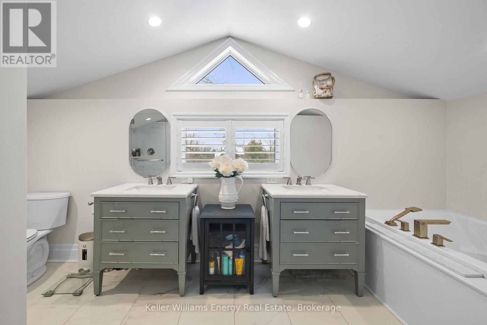 1245 MILLER ROAD - 31