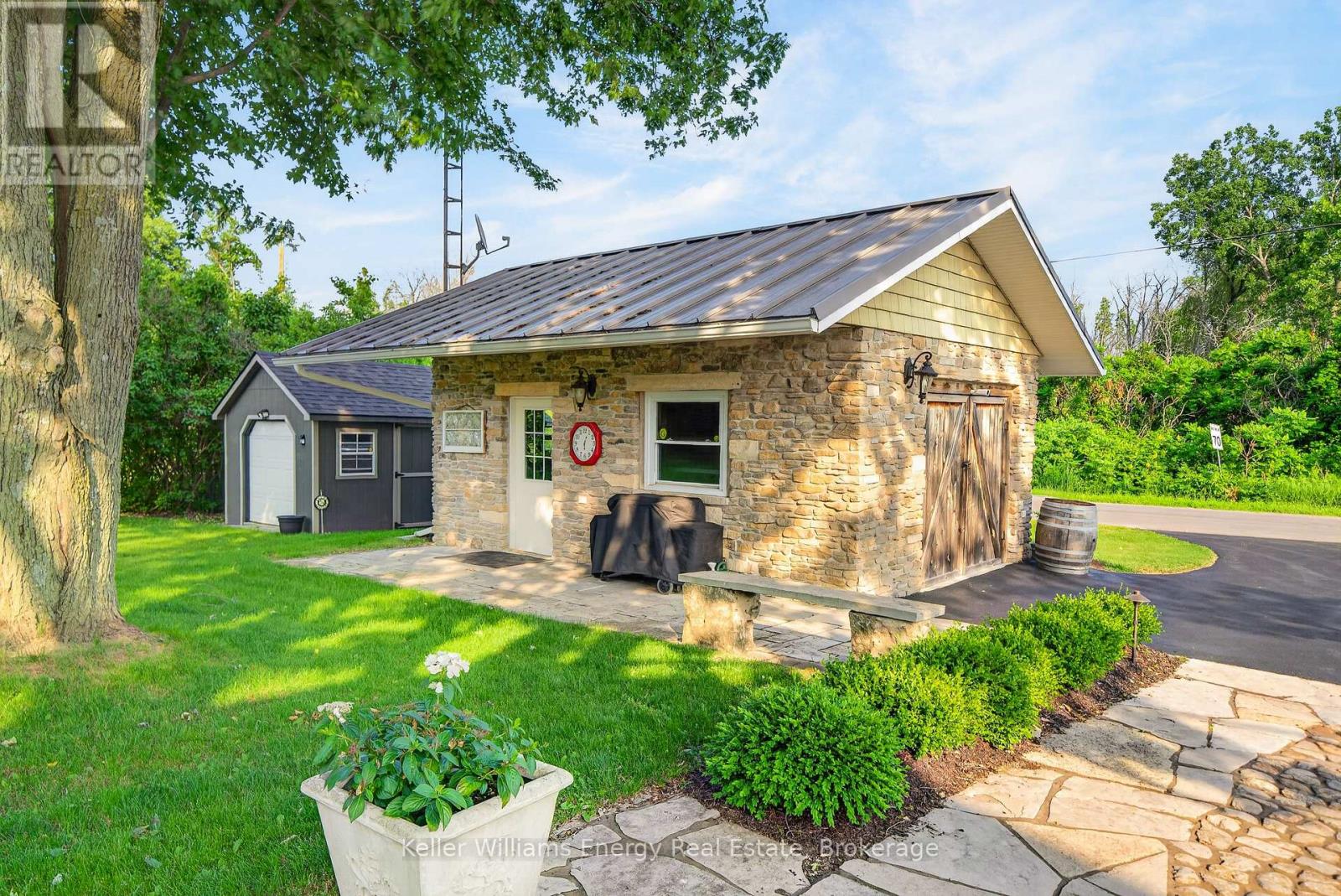 1245 MILLER ROAD - 48