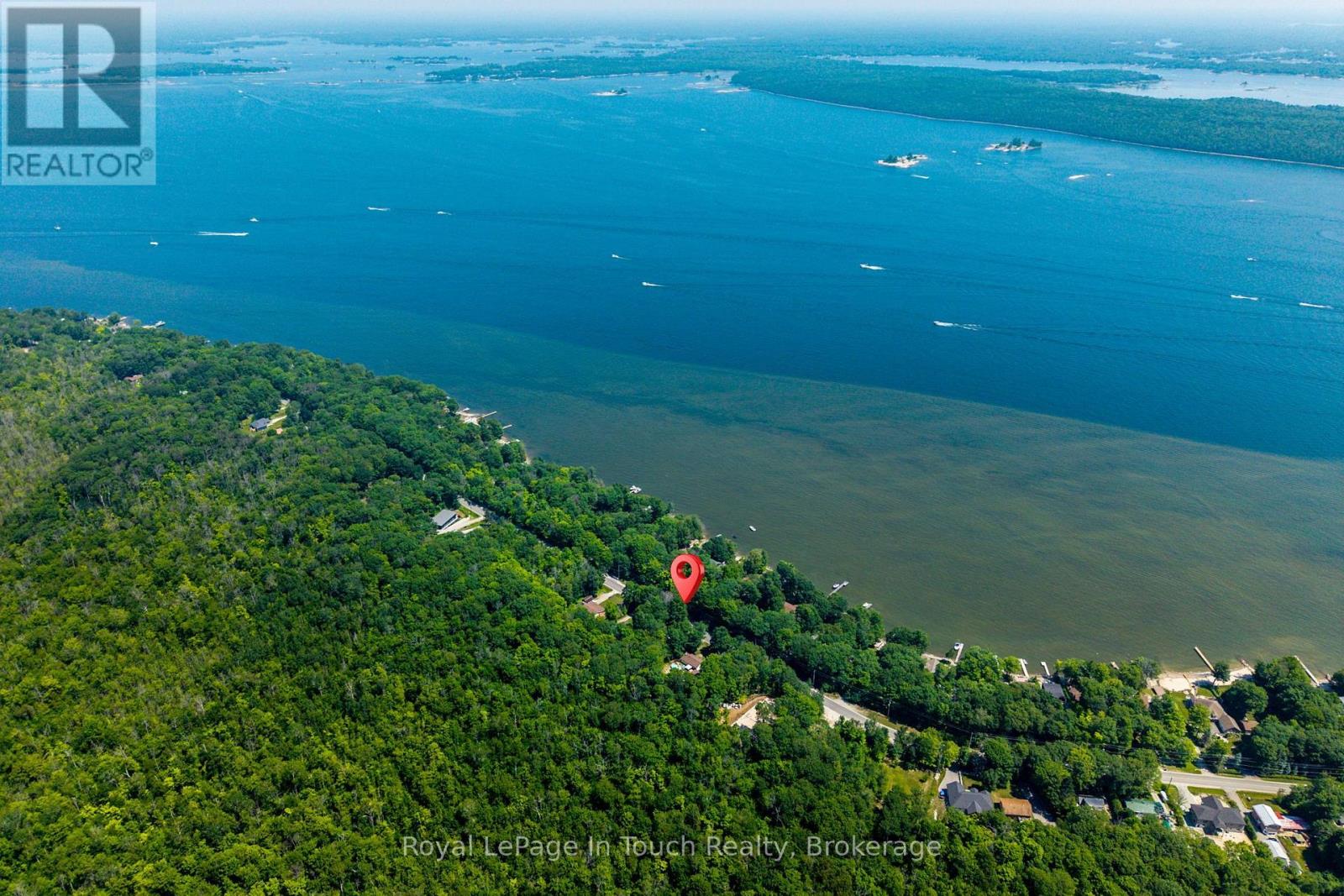 1558 CHAMPLAIN ROAD - 12