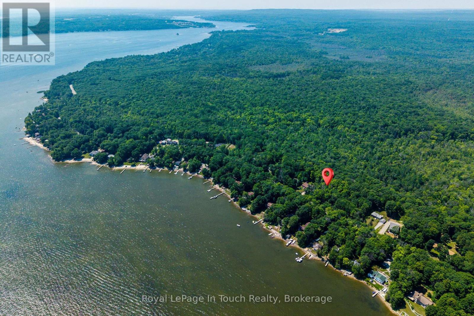 1558 CHAMPLAIN ROAD - 13