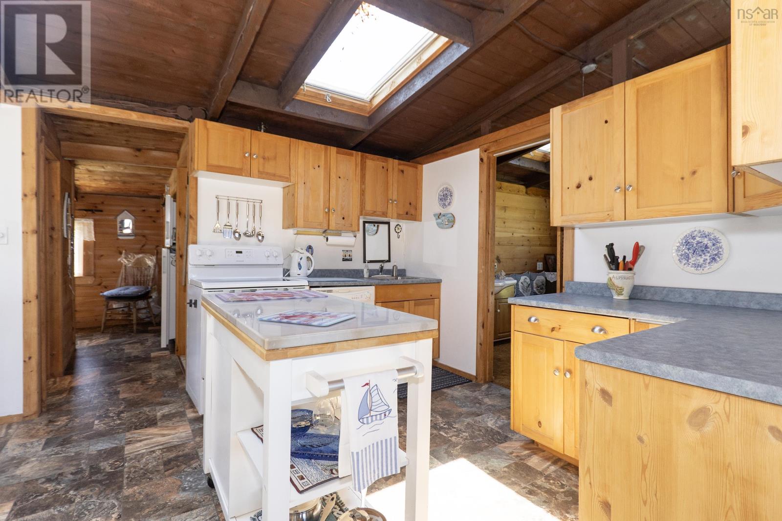 208 Lighthouse Road - 14
