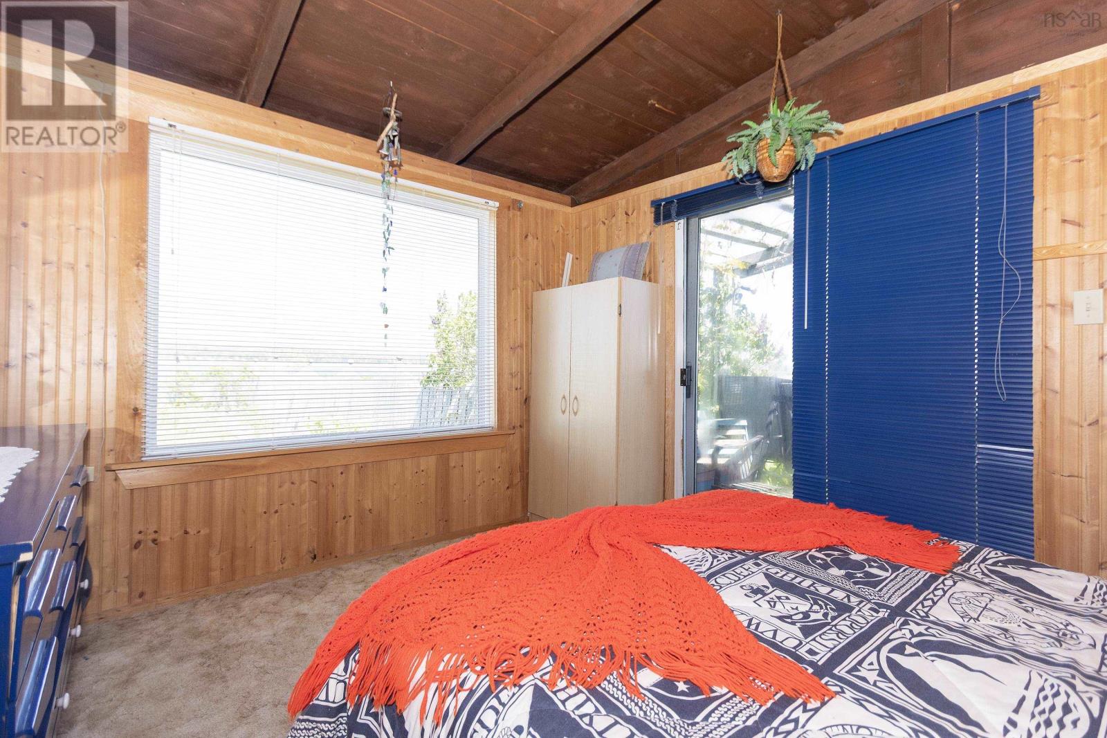 208 Lighthouse Road - 11