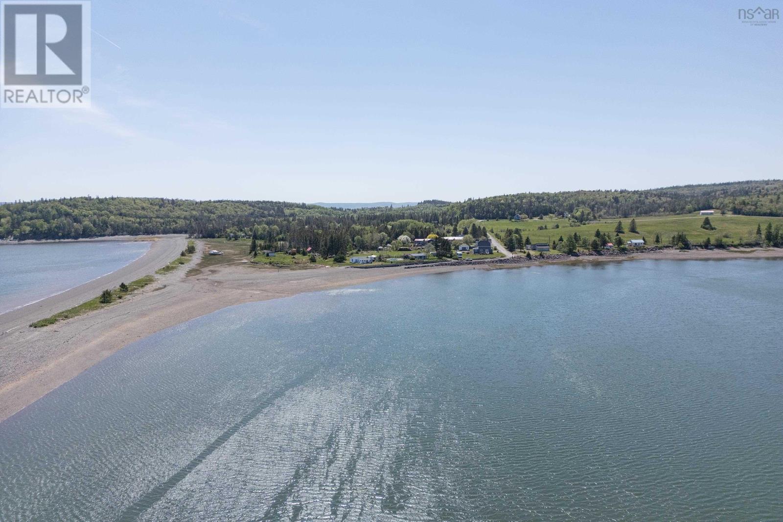 208 Lighthouse Road - 32