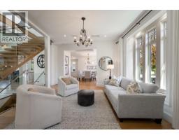 7652 Kerrywood Crescent, Burnaby, BC V5A2G1 Photo 7