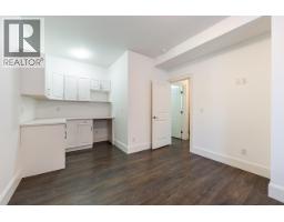 7652 Kerrywood Crescent, Burnaby, BC V5A2G1 Photo 35