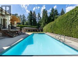 7652 Kerrywood Crescent, Burnaby, BC V5A2G1 Photo 37