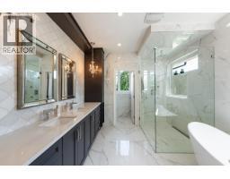 7652 Kerrywood Crescent, Burnaby, BC V5A2G1 Photo 27