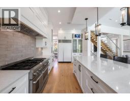 7652 Kerrywood Crescent, Burnaby, BC V5A2G1 Photo 15