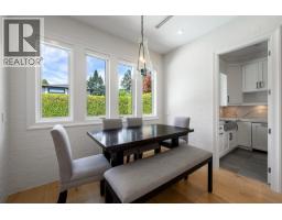 7652 Kerrywood Crescent, Burnaby, BC V5A2G1 Photo 17