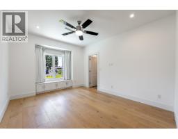 7652 Kerrywood Crescent, Burnaby, BC V5A2G1 Photo 31