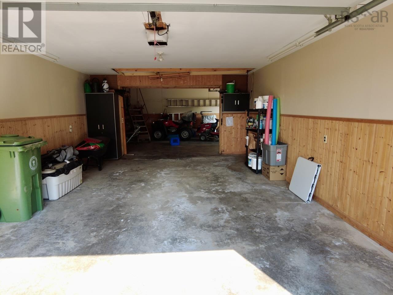 2240 204 Highway - 47