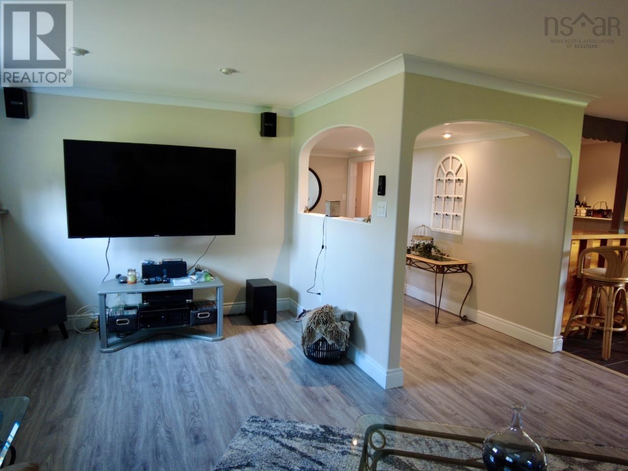 2240 204 Highway - 30