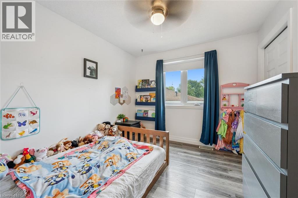 7 FERN Place - 16