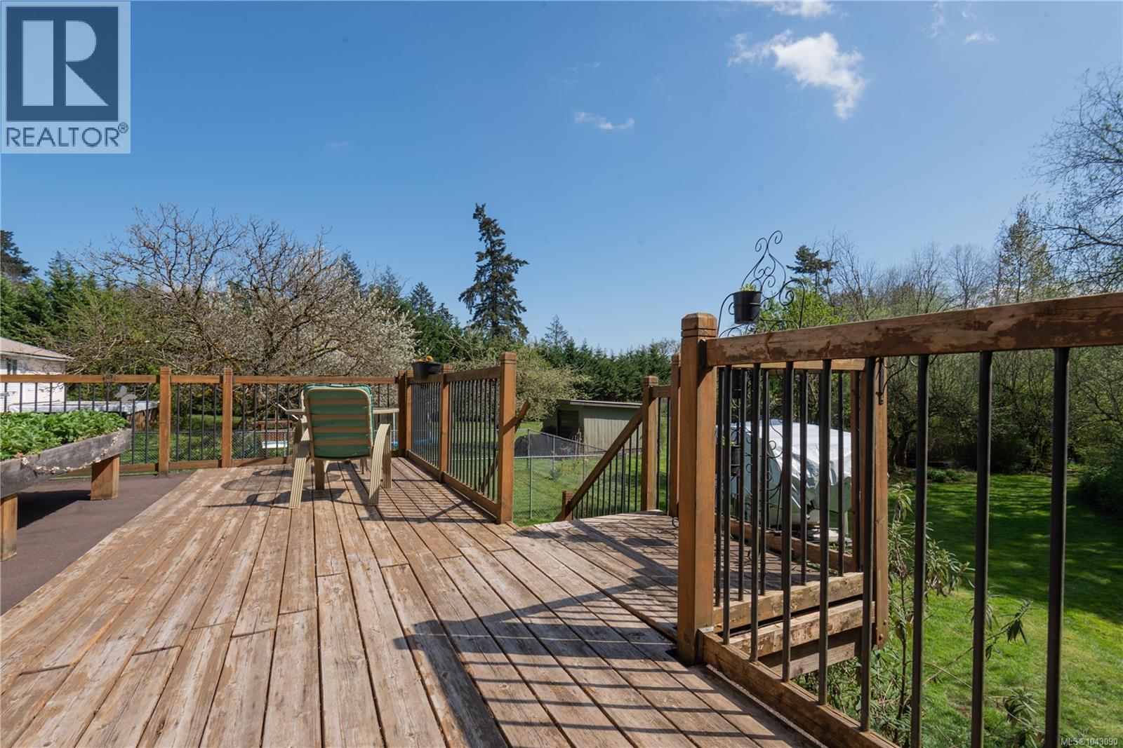 3468 Cowichan Lake Rd - 13