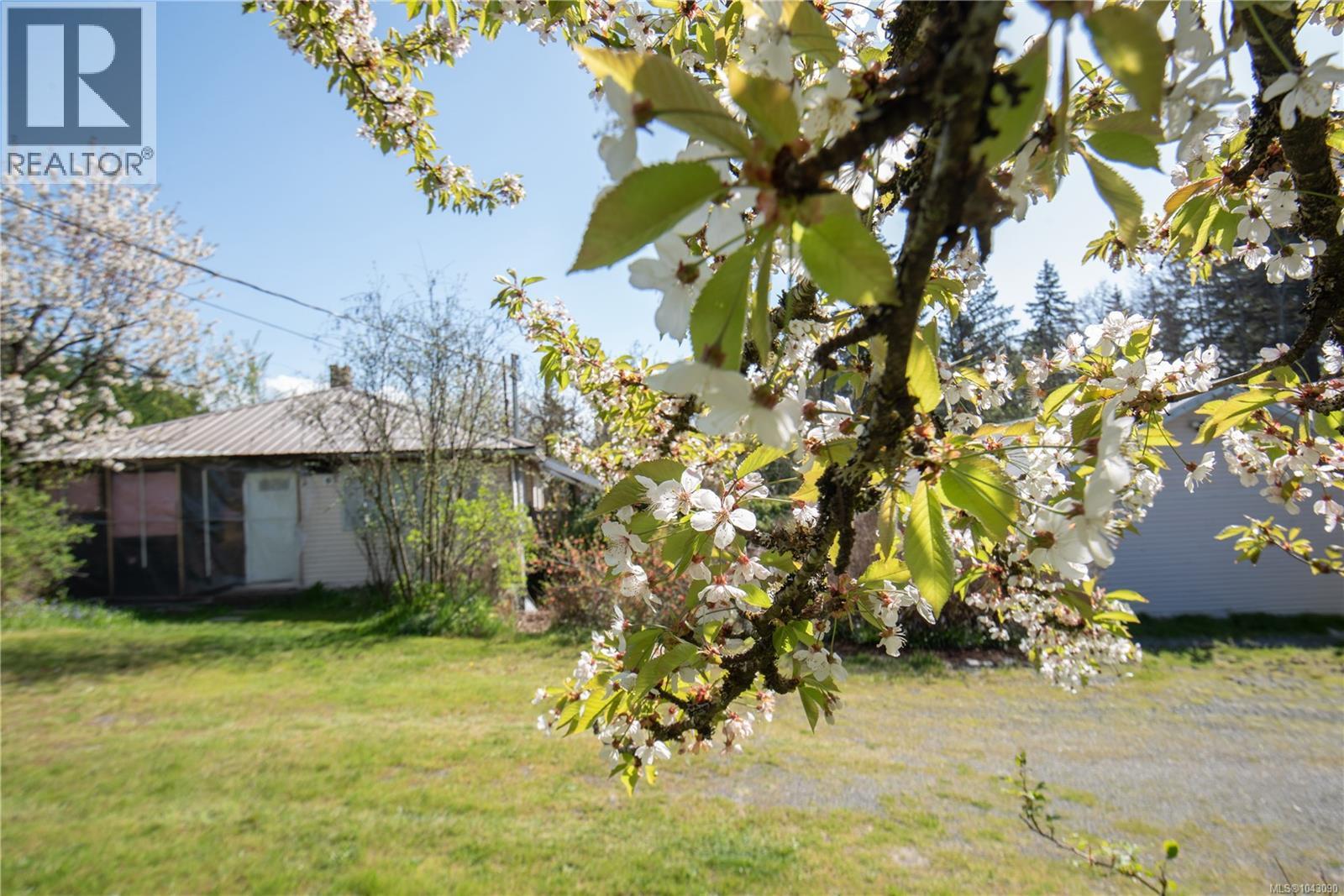 3468 Cowichan Lake Rd - 16