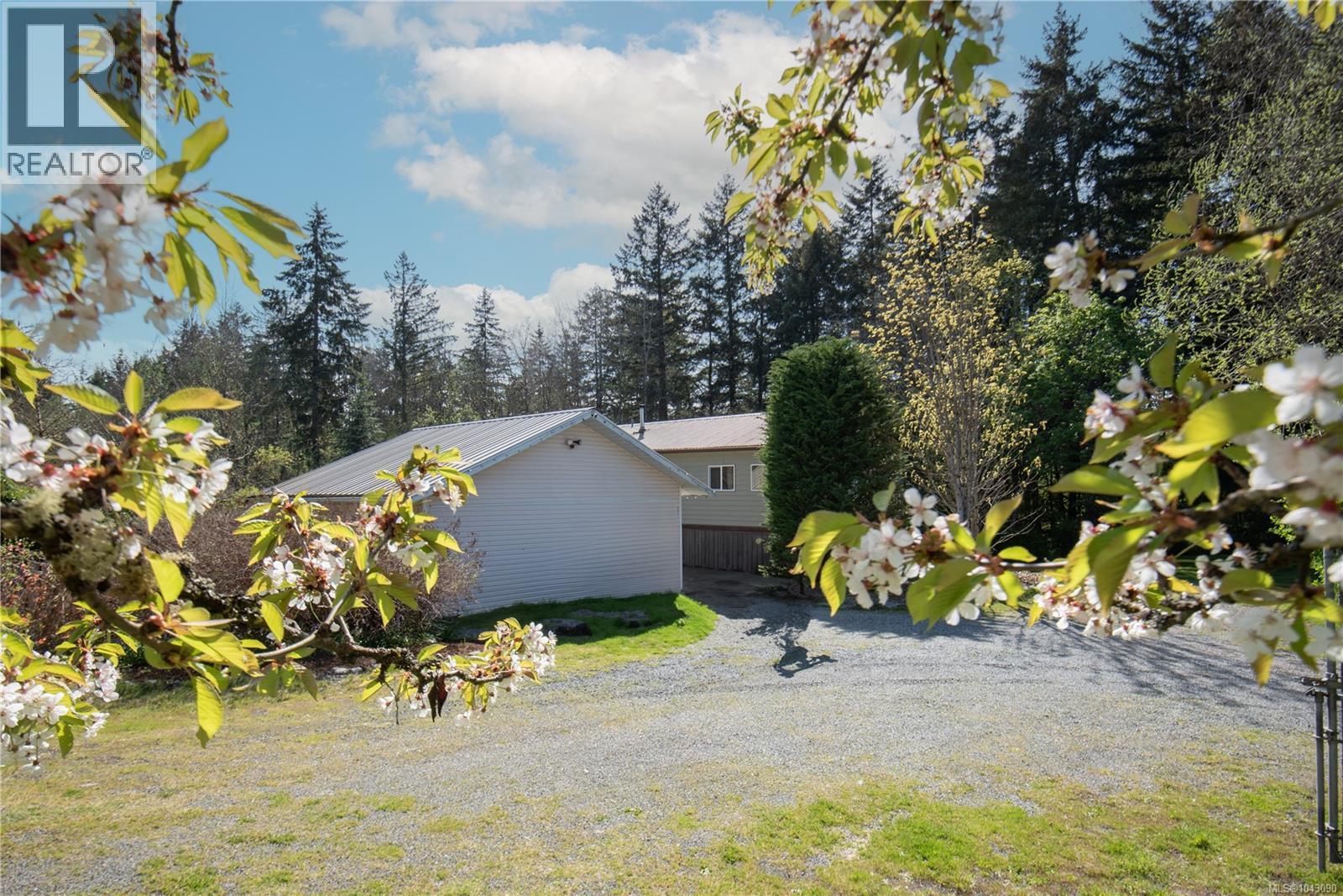 3468 Cowichan Lake Rd - 17