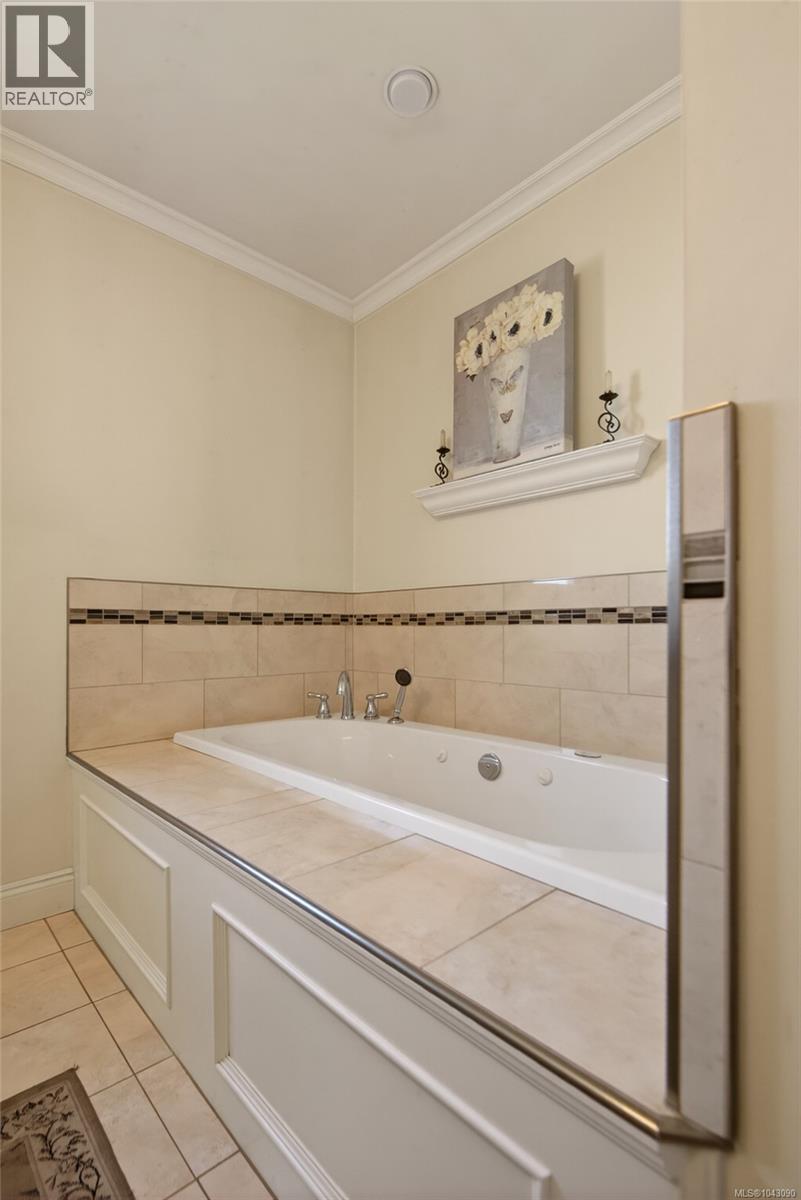 3468 Cowichan Lake Rd - 51