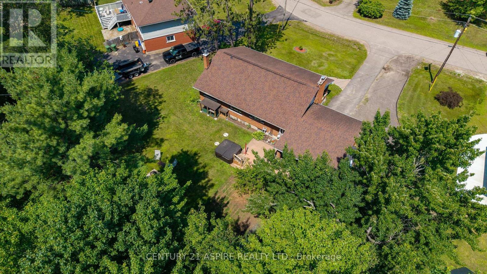 20 KRAMER AVENUE - 41