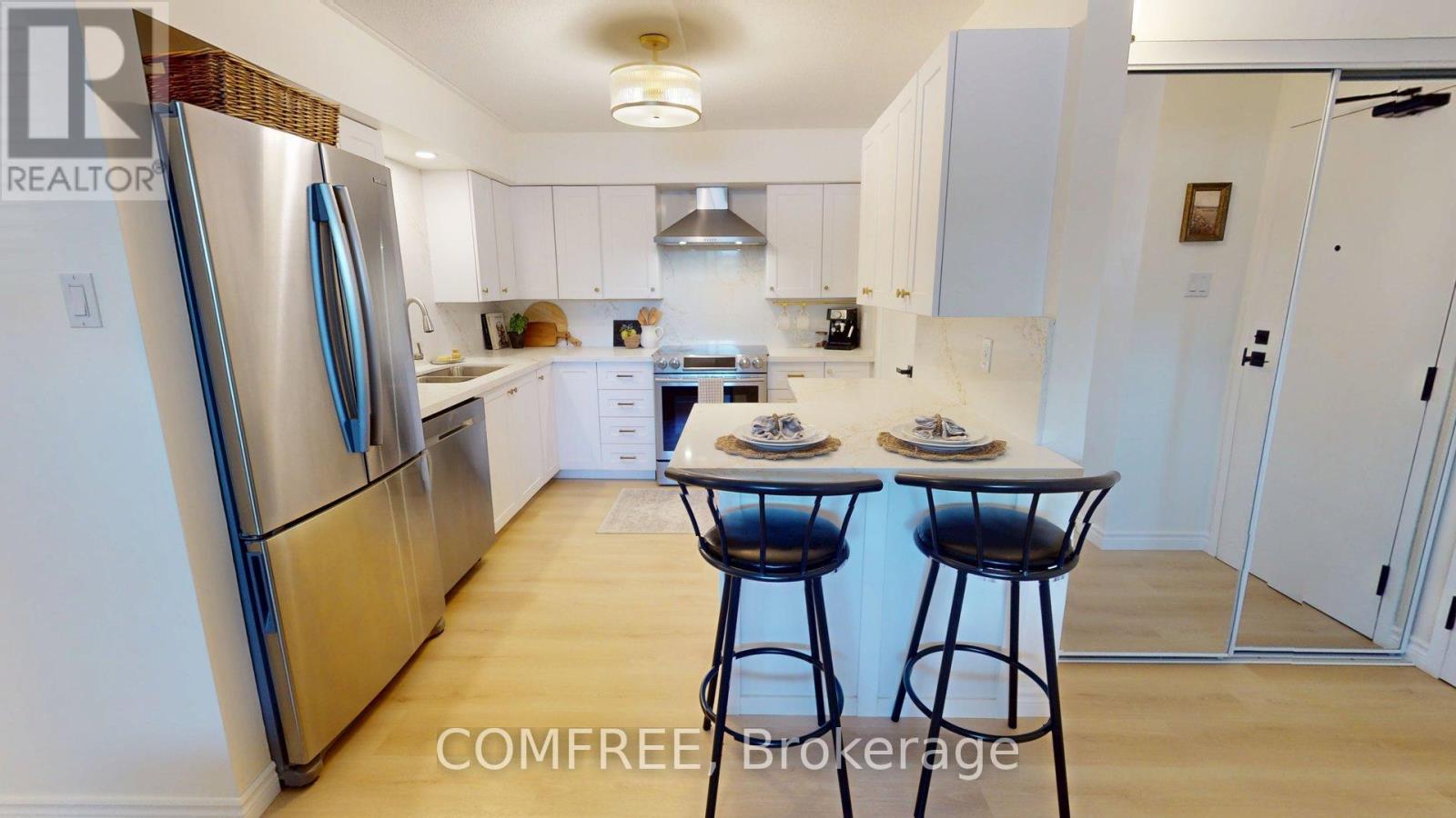 #201 50 CAMPBELL COURT - 5