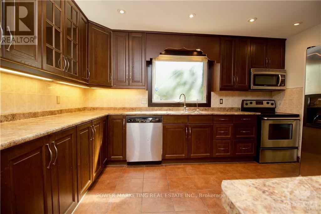 58 AERO DRIVE, Ottawa. Luxury613. By Peter Sagos - Image 7