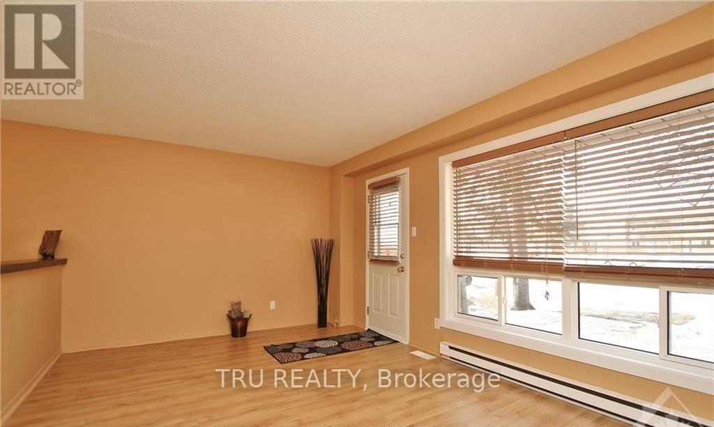 B – 302 CRAIG HENRY DRIVE, Ottawa. Luxury613. By Peter Sagos - Image 8