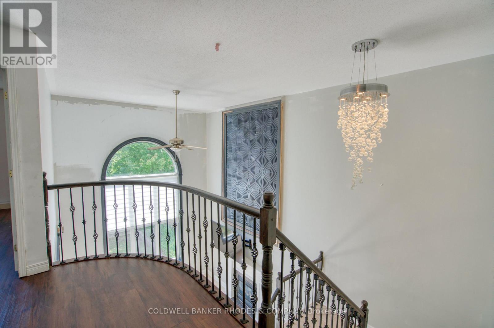 32 CATTERICK CRESCENT, Ottawa. Luxury613. By Peter Sagos - Image 13