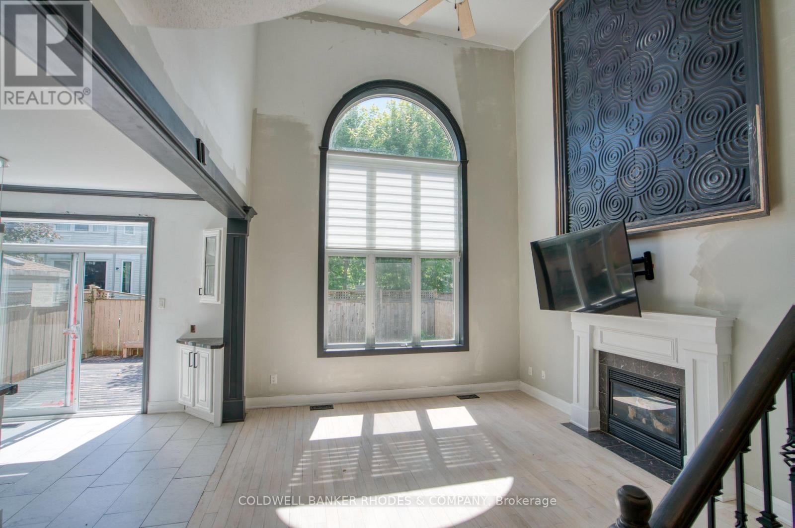 32 CATTERICK CRESCENT, Ottawa. Luxury613. By Peter Sagos - Image 8