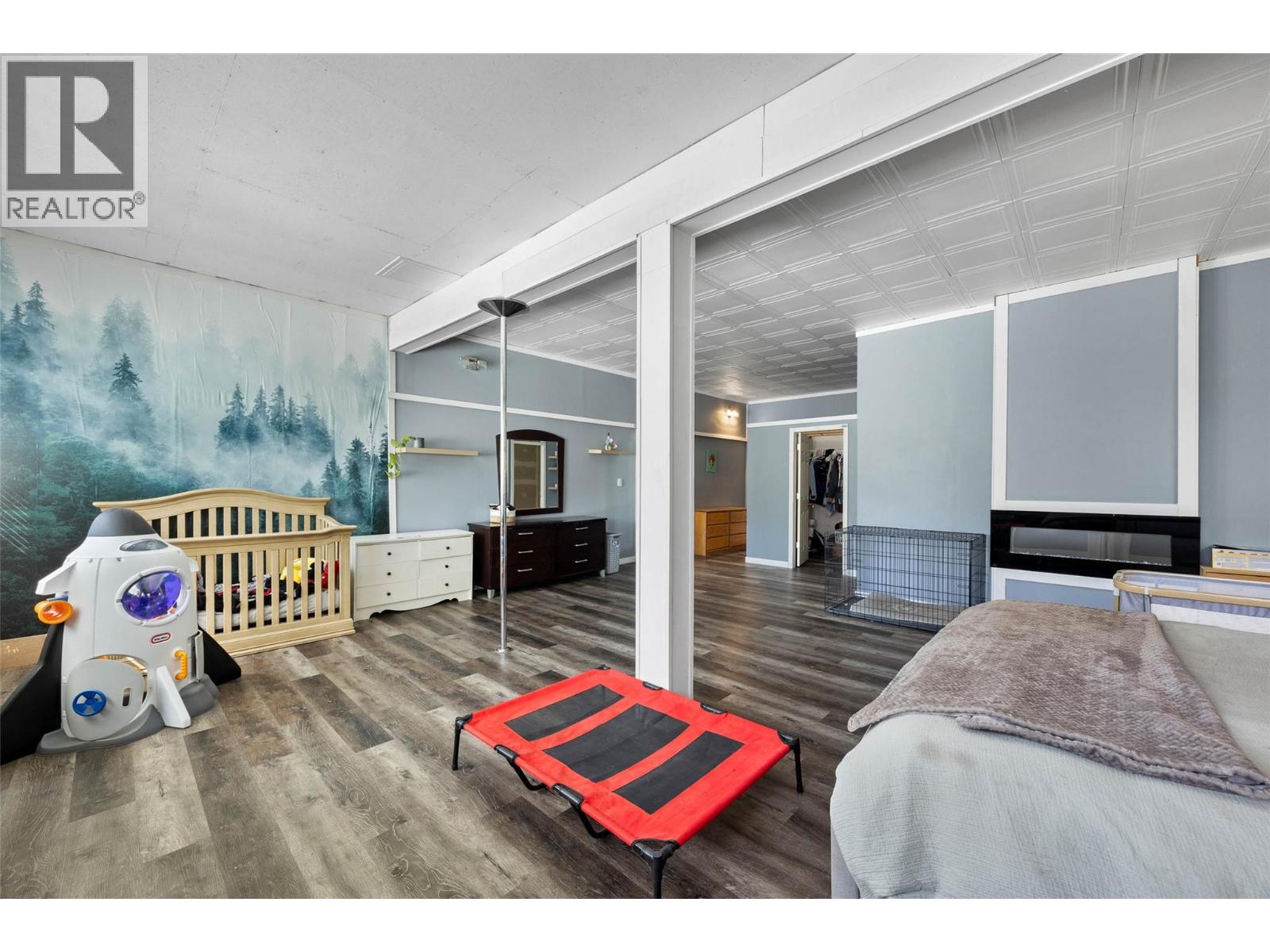 2405 Lloyd Road - 12