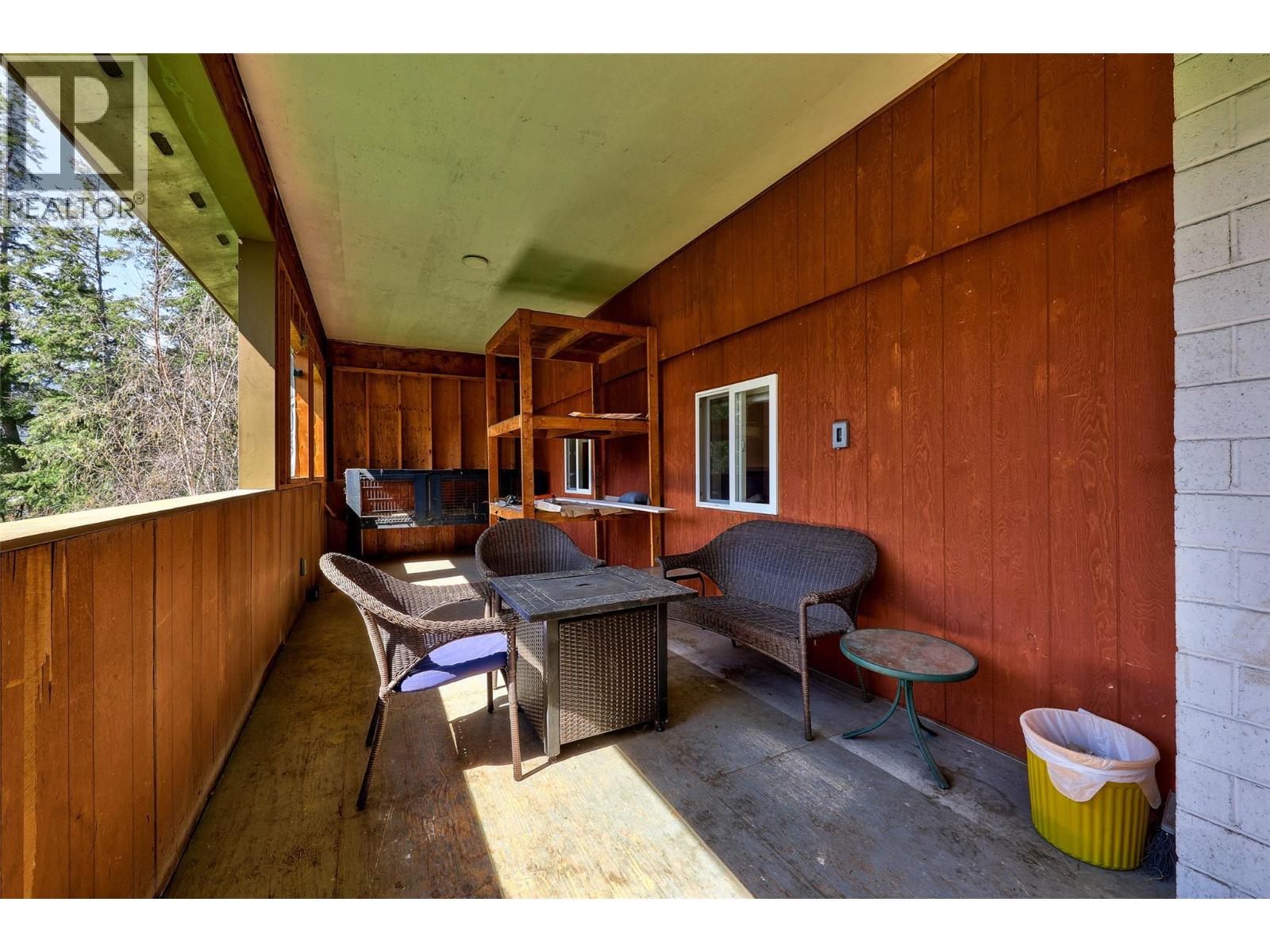 2405 Lloyd Road - 21