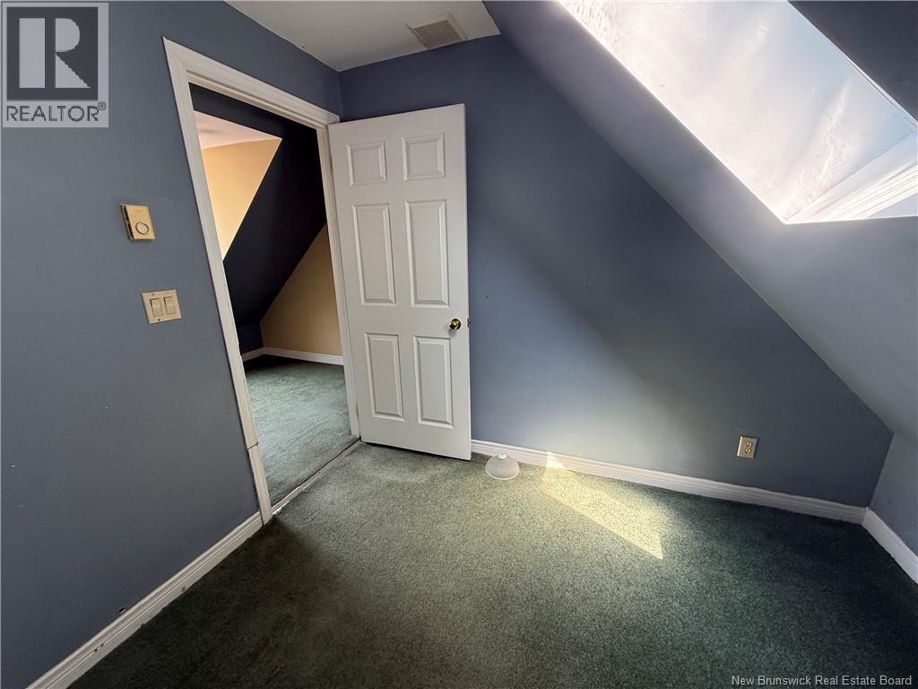 7 Woodlawn Road - 10