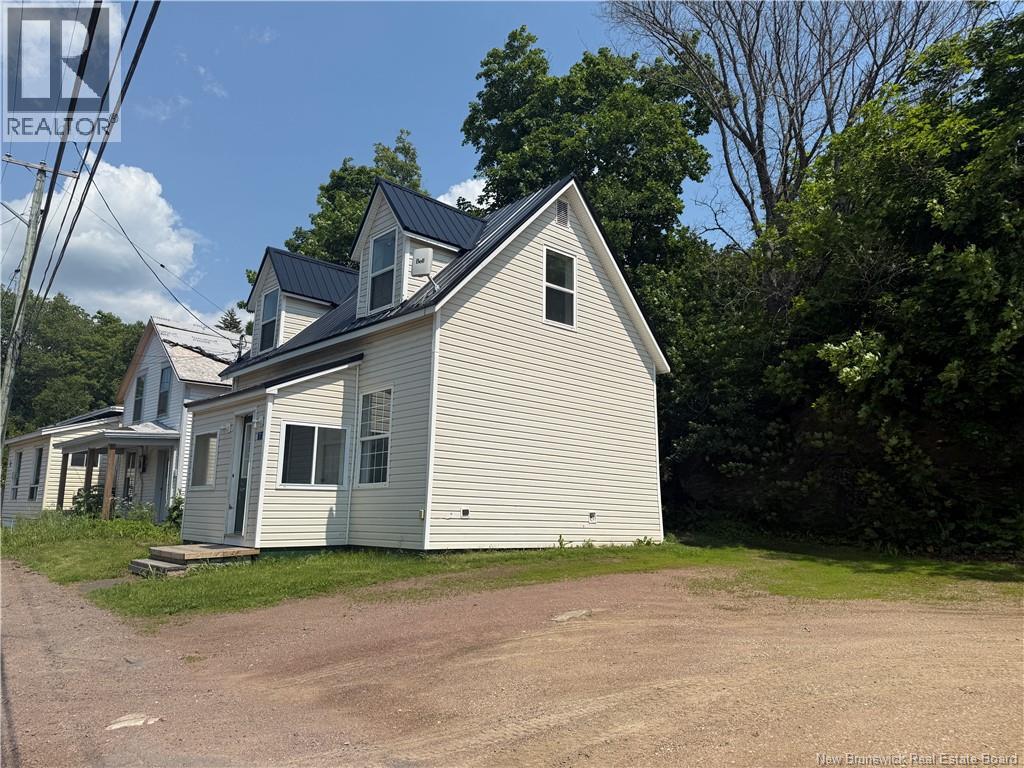 7 Woodlawn Road - 13