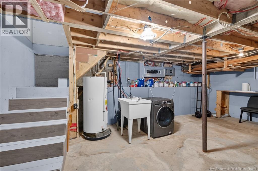 739 Athlone Street - 25